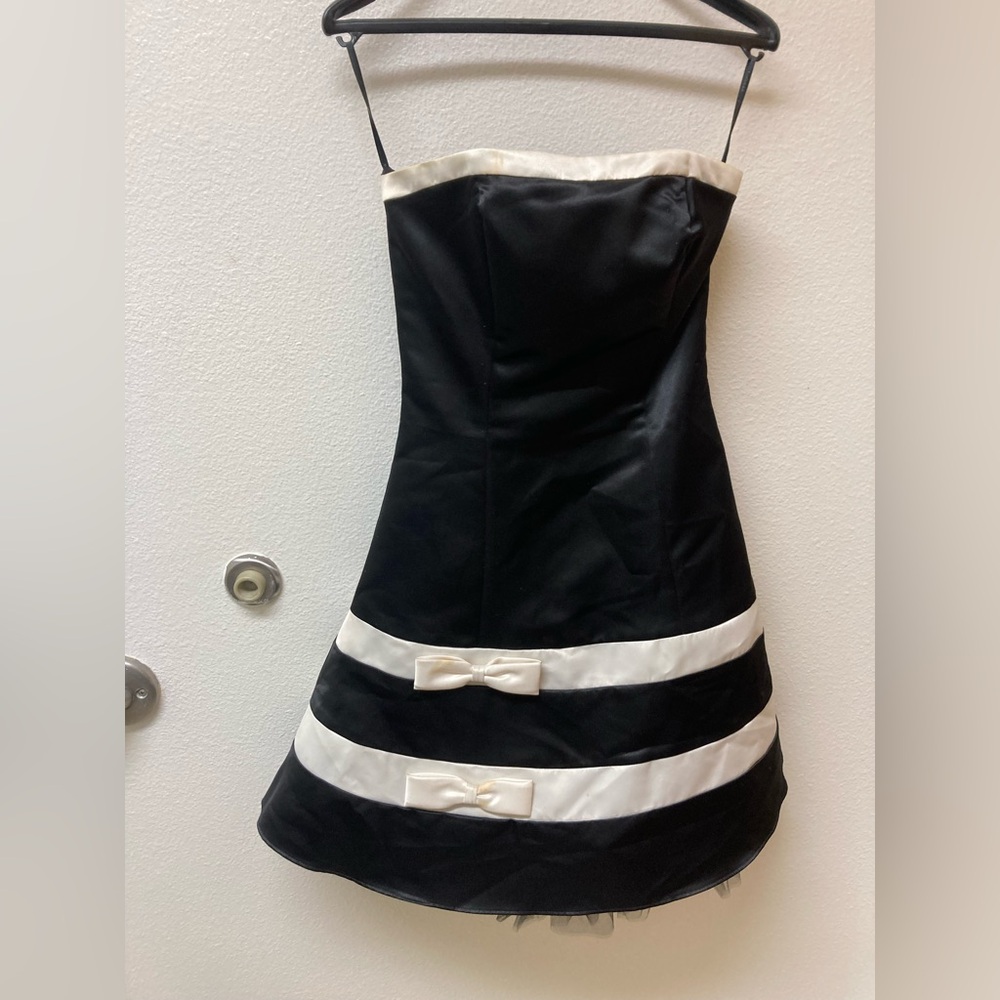GUNNE SAX JESSICA MCCLINTOCK Black & Cream Strapless Fit & Flare Prom Dress 3/4